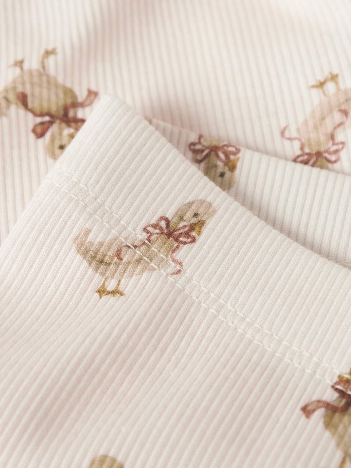 model_shot-front_full